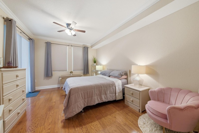 Welcome home to this immaculately kept, beautiful 1-bedroom - Beach Condo for sale in Boynton Beach, Florida on Beachhouse.com