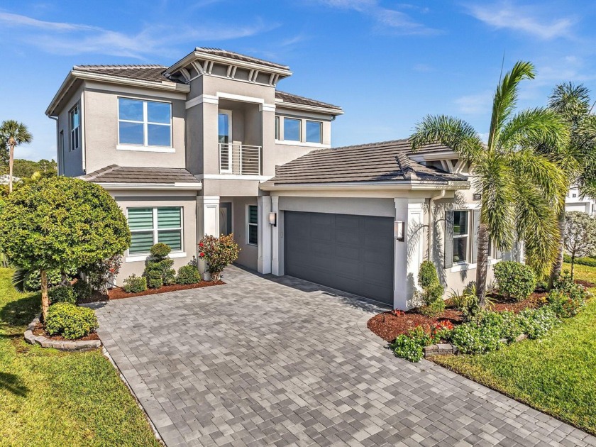 Chic, designer decorated 4 bedroom plus loft pool home in - Beach Home for sale in Delray Beach, Florida on Beachhouse.com