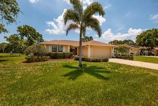 Situated in the well-established neighborhood of FEATHER SOUND - Beach Home for sale in Clearwater, Florida on Beachhouse.com