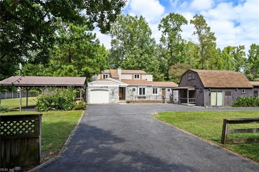 Location is the key! This property sits on just over an acre lot - Beach Home for sale in Yorktown, Virginia on Beachhouse.com