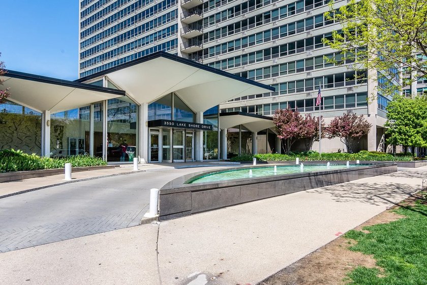 Welcome to 3550 N Lake Shore Dr, Unit 301, a spacious and sunny - Beach Condo for sale in Chicago, Illinois on Beachhouse.com
