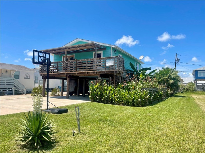 If you're on the hunt for a vacation getaway, thinking about - Beach Home for sale in Port Aransas, Texas on Beachhouse.com