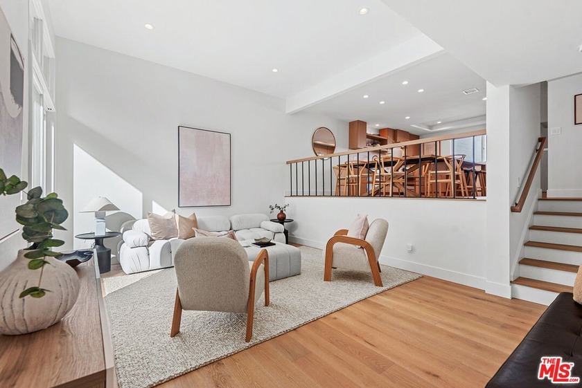 Just completed!! Extensively renovated 3-bedroom, 2.5-bathroom - Beach Townhome/Townhouse for sale in Marina Del Rey, California on Beachhouse.com