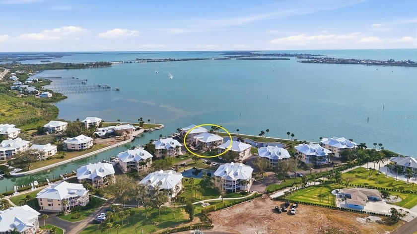 Highly sought-after direct bayfront residence, beautifully - Beach Condo for sale in Placida, Florida on Beachhouse.com