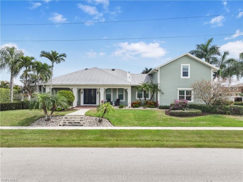 Gourmet kitchen in this two story water indirect access home.The - Beach Home for sale in Marco Island, Florida on Beachhouse.com