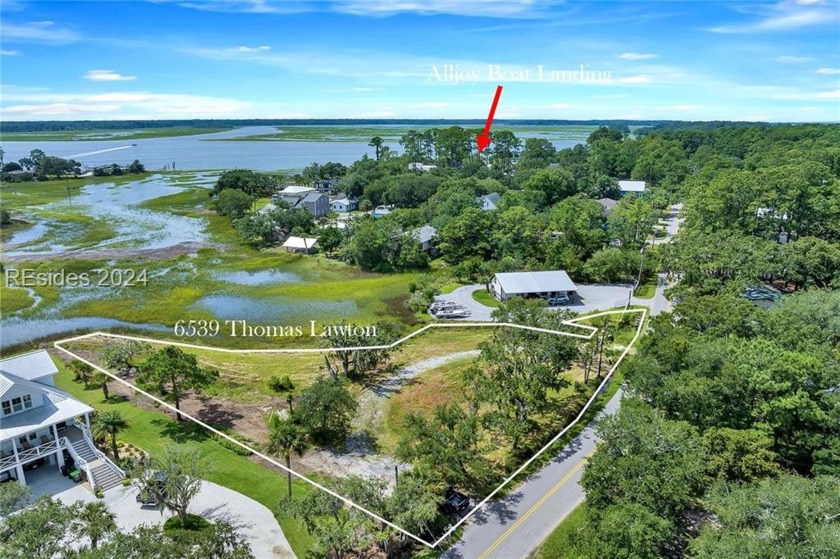 Unbelievable marsh front lot that's over half of an acre - Beach Lot for sale in Bluffton, South Carolina on Beachhouse.com