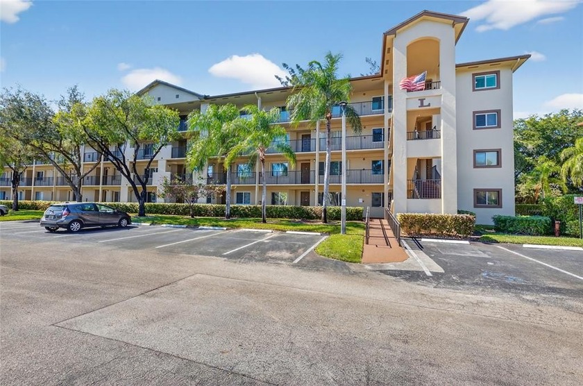 Welcome to tranquil living in the desirable and NEWEST BUILDING - Beach Condo for sale in Pembroke Pines, Florida on Beachhouse.com