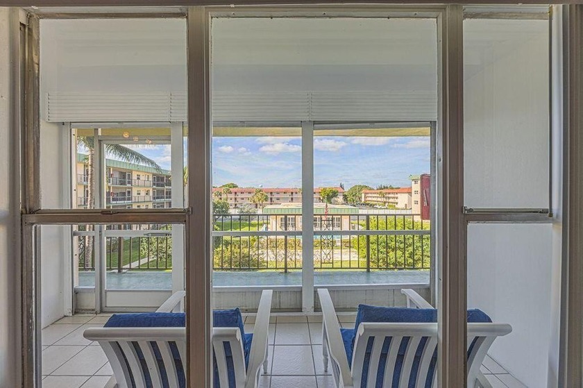 Location Location Light bright apartment sits only is 1.5 Miles - Beach Condo for sale in Deerfield Beach, Florida on Beachhouse.com