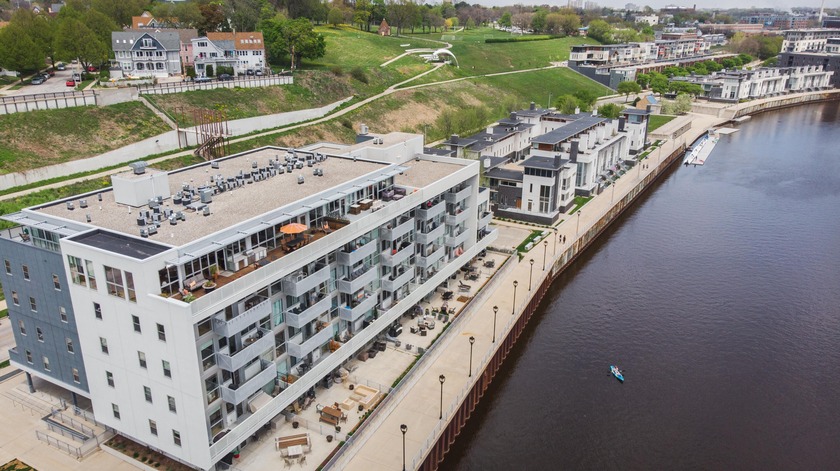 Modern 1BR/1BA Condo at The Edge - Prime Riverfront Location! - Beach Condo for sale in Milwaukee, Wisconsin on Beachhouse.com