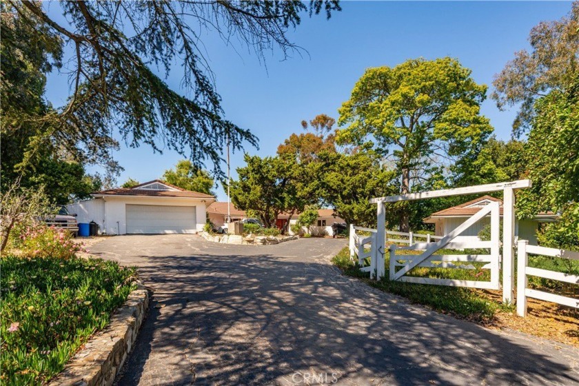 Perched atop one of the highest points on the entire Palos - Beach Home for sale in Rolling Hills, California on Beachhouse.com