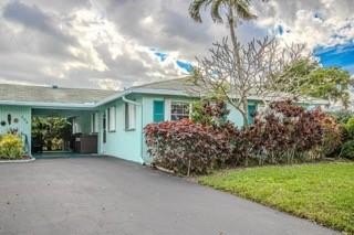 Beautiful 2BR/2BA Villa in Desirable 55+ Community - Country - Beach Condo for sale in Delray Beach, Florida on Beachhouse.com