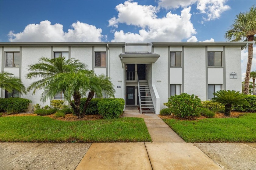 Carefree living at its finest in this remodeled 2/2 condo in - Beach Condo for sale in Oldsmar, Florida on Beachhouse.com