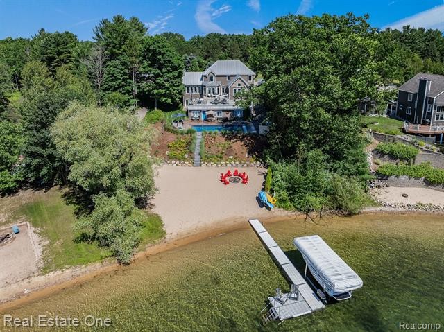 Welcome to your Private Dream Oasis! Located just minutes from - Beach Home for sale in Traverse City, Michigan on Beachhouse.com