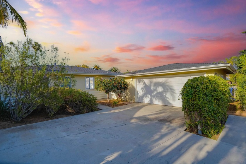Located just 1.5 blocks from the beach, 370 Tamarack Avenue is - Beach Home for sale in Carlsbad, California on Beachhouse.com