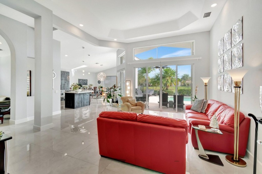 WOW! MODERN LAKEFRONT SHOWSTOPPER THAT PRESENTS LIKE NO OTHER - Beach Home for sale in Boynton Beach, Florida on Beachhouse.com