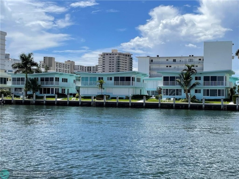 Beautiful waterfront property located just south of Bahia Mar - Beach Commercial for sale in Fort Lauderdale, Florida on Beachhouse.com