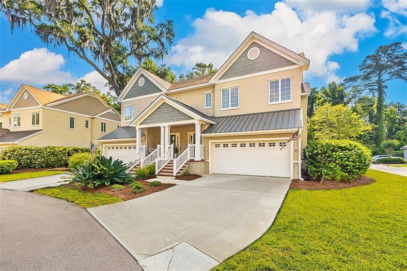 THIS NEW LISTING IS A STUNNING TOWNHOME, AND IT IS AN END - Beach Condo for sale in Saint Simons, Georgia on Beachhouse.com