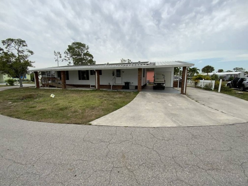 This home has 2-bedrooms and 2 full bathrooms. Formal dining - Beach Home for sale in North Fort Myers, Florida on Beachhouse.com