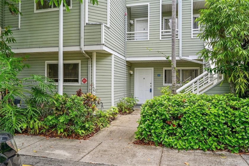 Investment opportunity. Rented for $2,000 until 8/31/2026. Gated - Beach Condo for sale in Oakland Park, Florida on Beachhouse.com