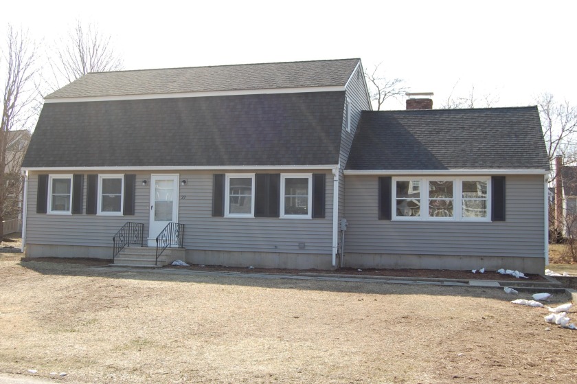 Don't Miss this newly renovated sun-filled home in terrific - Beach Home for sale in Hampton, New Hampshire on Beachhouse.com