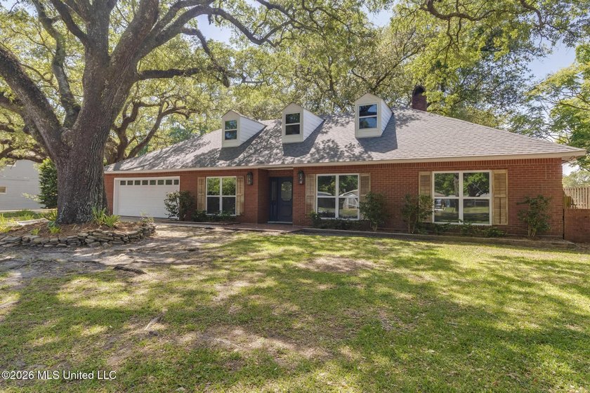 Located just 2 blocks from the beach in the heart of Long Beach - Beach Home for sale in Long Beach, Mississippi on Beachhouse.com