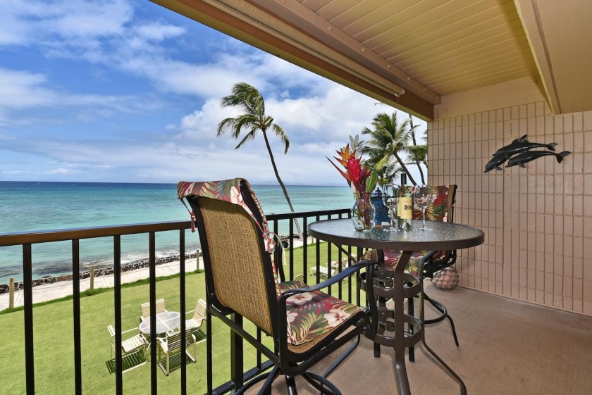 Kaleialoha 211 · KA 211 OceanFront 1BD Whale Watch Relax Getaway - Beach Vacation Rentals in Lahaina, HI on Beachhouse.com