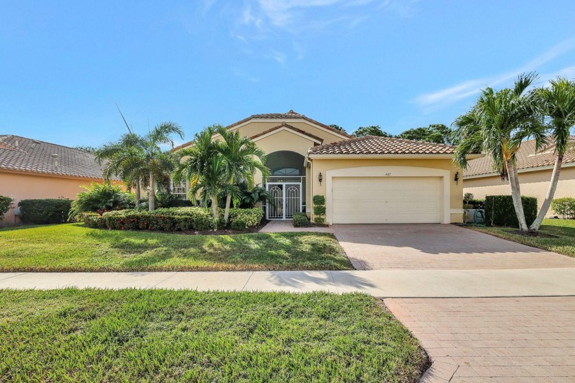 Fabulous home in CASCADES (55+ community) in St Lucie West - Beach Home for sale in Port Saint Lucie, Florida on Beachhouse.com