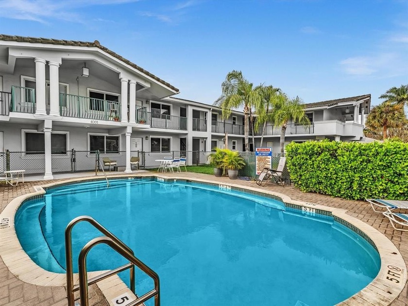 Charming 2nd floor residence in a well maintained 16 unit - Beach Condo for sale in Fort Lauderdale, Florida on Beachhouse.com