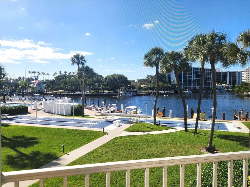 DIRECT INTRACOASTAL CORNER RESIDENCE PROVIDES BEAUTIFUL NATURAL - Beach Condo for sale in Deerfield Beach, Florida on Beachhouse.com