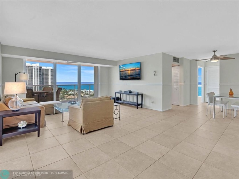 Highly Desired End Unit 2 bed, 2 bath condo, perfectly - Beach Condo for sale in Fort Lauderdale, Florida on Beachhouse.com