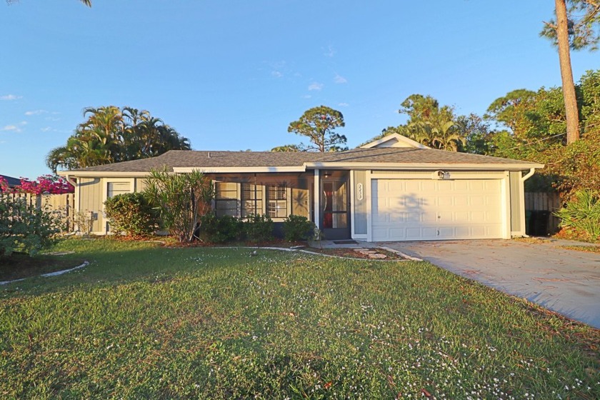 This is the opportunity you've been waiting for! This 3 bedroom - Beach Home for sale in Port Saint Lucie, Florida on Beachhouse.com