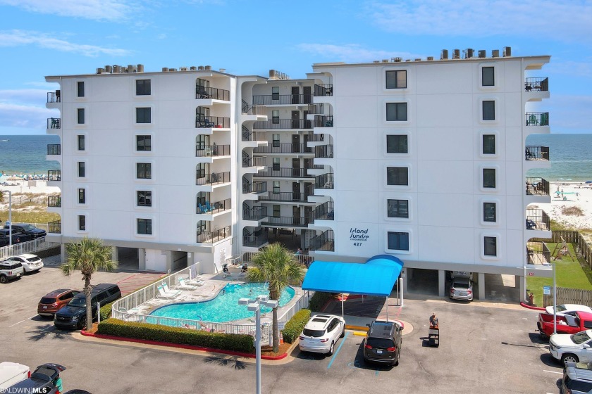 This is the largest 2 bedroom/2 bath floor plan in the complex - Beach Home for sale in Gulf Shores, Alabama on Beachhouse.com