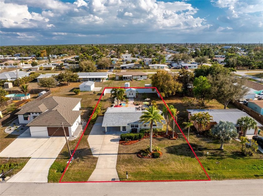 Easy Florida Living with Exceptional Outdoor Space in Grove City - Beach Home for sale in Englewood, Florida on Beachhouse.com