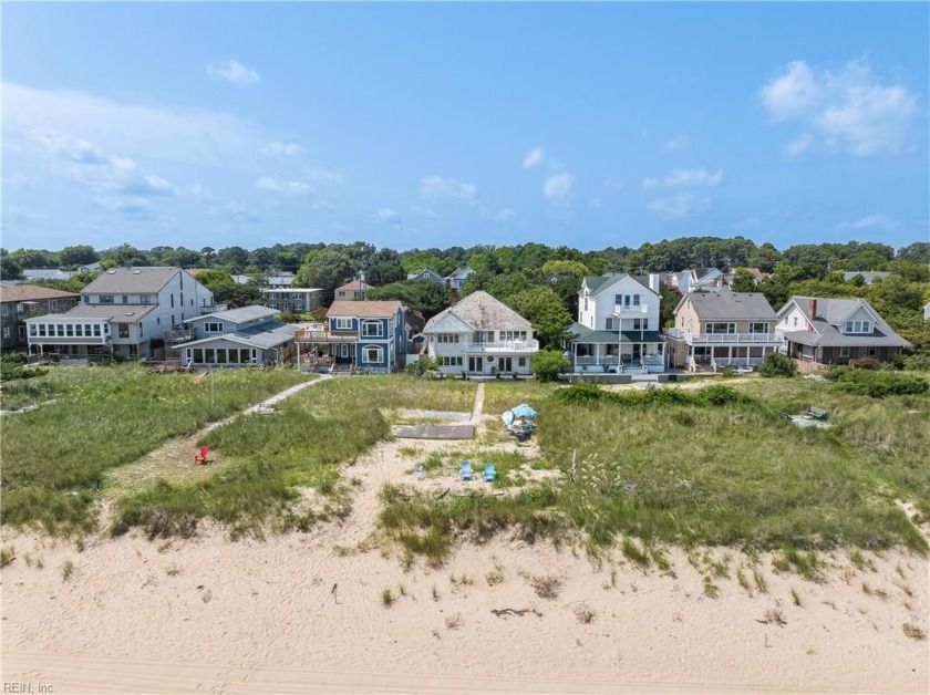 Welcome to your own piece of paradise on the bay! Enjoy 4 - Beach Home for sale in Norfolk, Virginia on Beachhouse.com