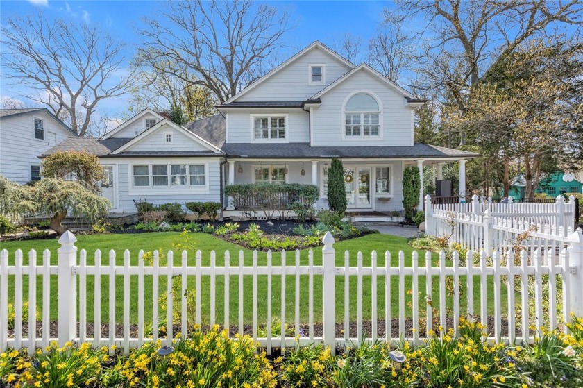 Southern Charm Meets Coastal Living in Huntington Beach - Beach Home for sale in Centerport, New York on Beachhouse.com