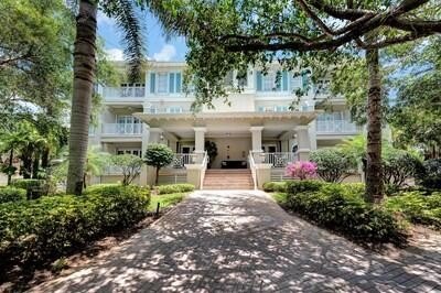 Light & Bright with Southern exposure this spacious condo offers - Beach Condo for sale in Vero Beach, Florida on Beachhouse.com