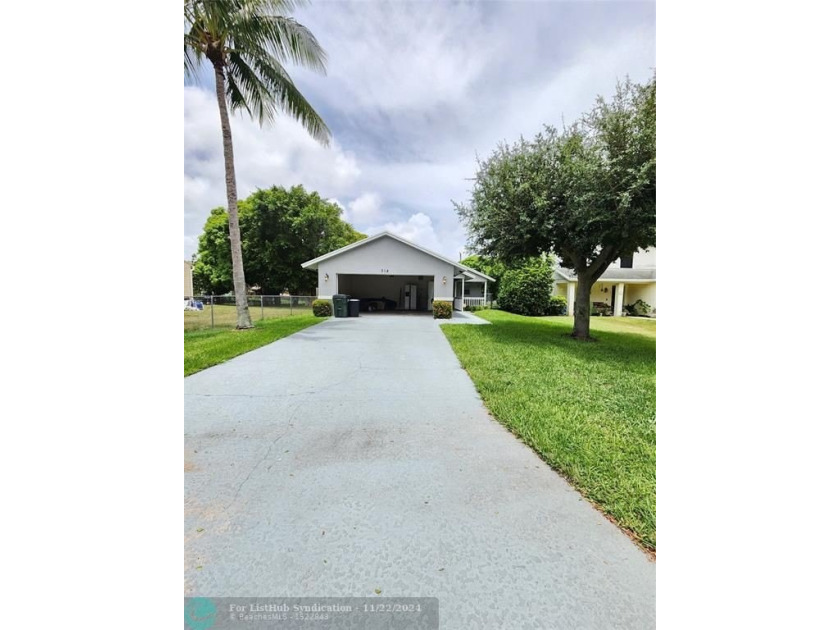 How often does a 4-bedroom 2 baths home with a 2-car garage - Beach Home for sale in Delray Beach, Florida on Beachhouse.com