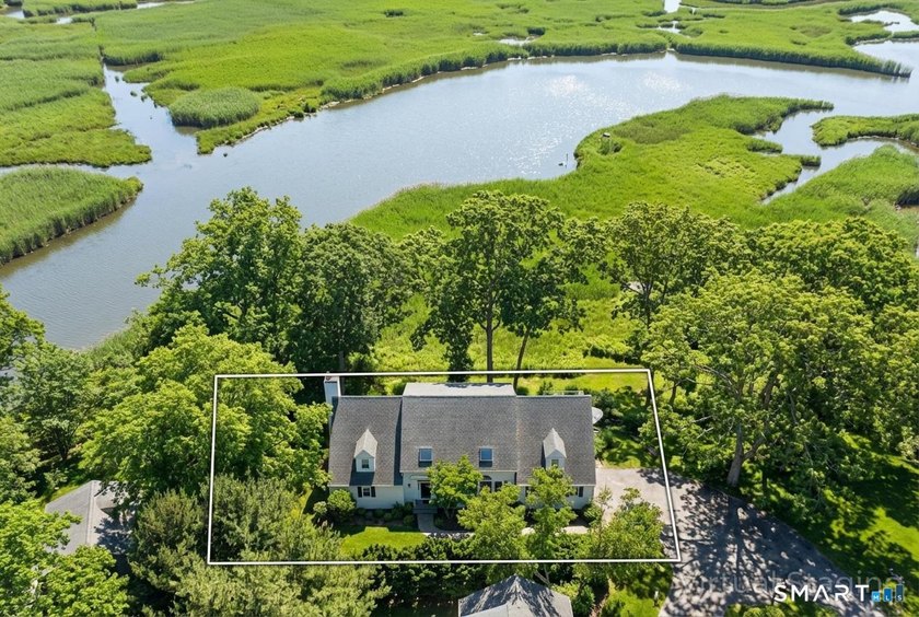 An exceptional stand-alone condominium that captures the essence - Beach Condo for sale in Madison, Connecticut on Beachhouse.com