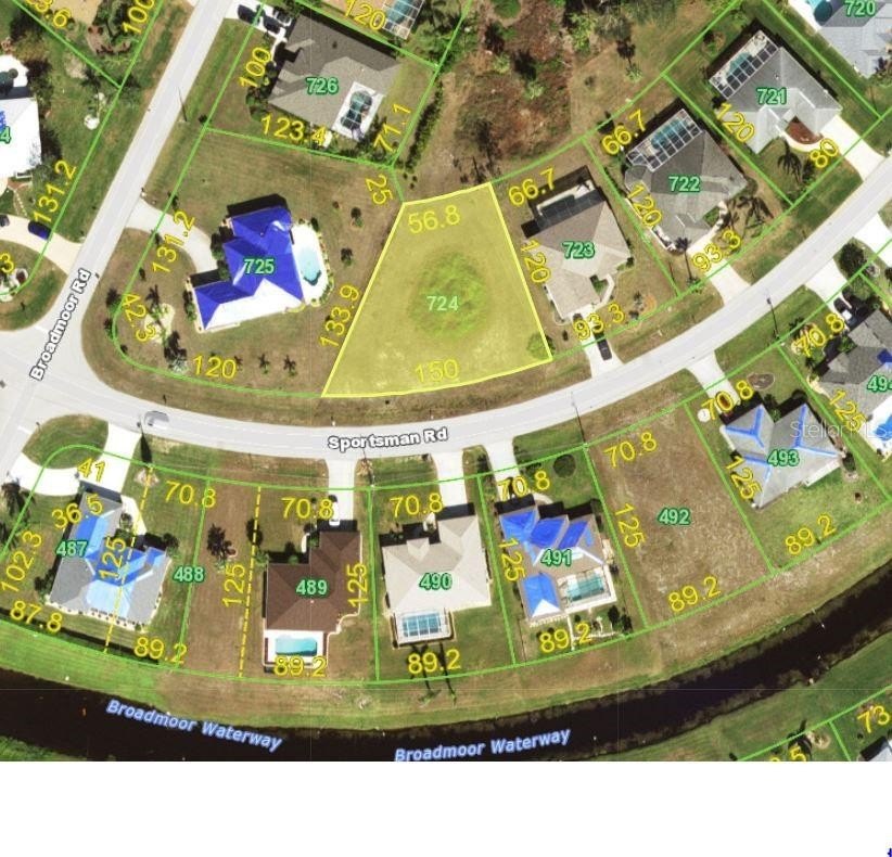 Build your dream home on this beautiful oversized lot in the - Beach Lot for sale in Rotonda West, Florida on Beachhouse.com