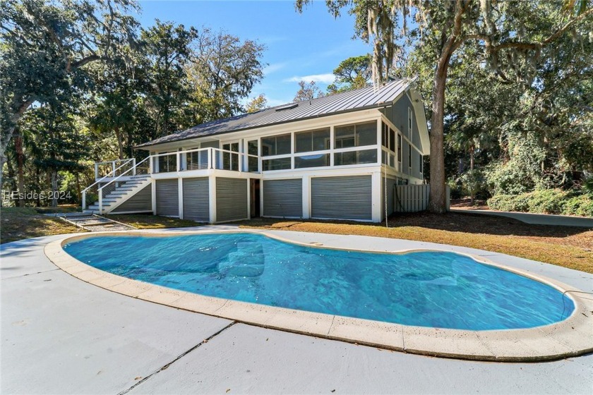 Welcome to 10 Hunt Club! Over 125K in rental projections, this - Beach Home for sale in Hilton Head Island, South Carolina on Beachhouse.com