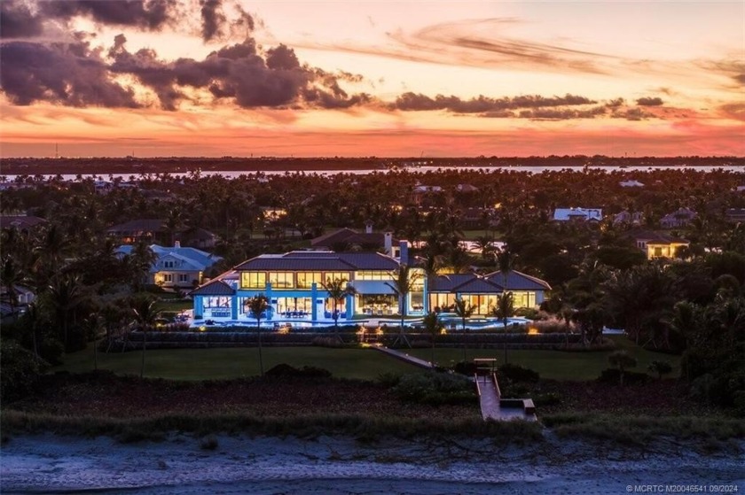 Tee Off in Paradise. New oceanfront & golf dream home in - Beach Home for sale in Stuart, Florida on Beachhouse.com