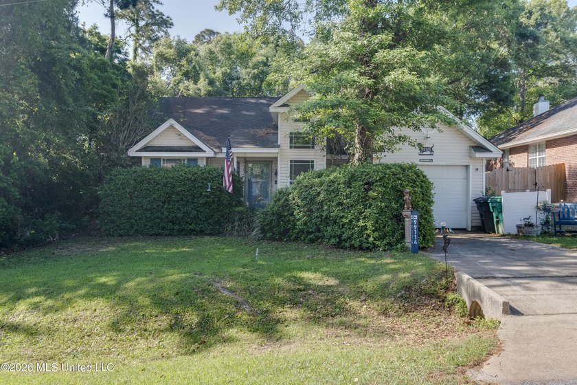 4/21- CURRENTLY IN MULTIPLE OFFERS- ALL OFFERS ARE DUE BY - Beach Home for sale in Diamondhead, Mississippi on Beachhouse.com