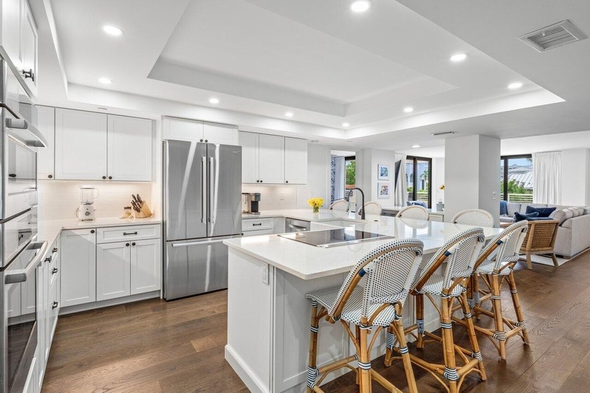 Look no further! This 2 bedroom, 2 bath condo has been renovated - Beach Condo for sale in Jupiter, Florida on Beachhouse.com