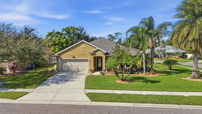 $10k PRICE REDUCTION!  Meticulously Maintained & Truly Move-In - Beach Home for sale in New Smyrna Beach, Florida on Beachhouse.com
