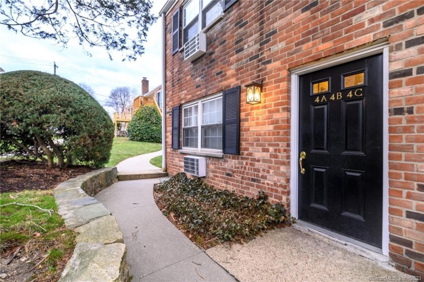 Welcome to 151 Courtland Avenue. Nestled in desirable Glenbrook - Beach Condo for sale in Stamford, Connecticut on Beachhouse.com
