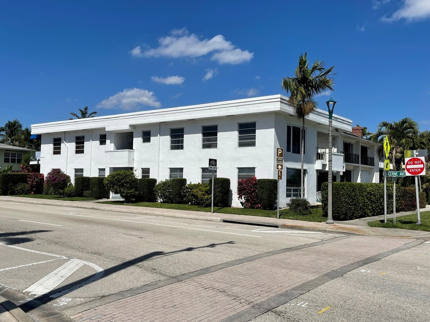 Prime opportunity in Downtown Lake Worth Beach. Trophy corner - Beach Condo for sale in Lake Worth, Florida on Beachhouse.com