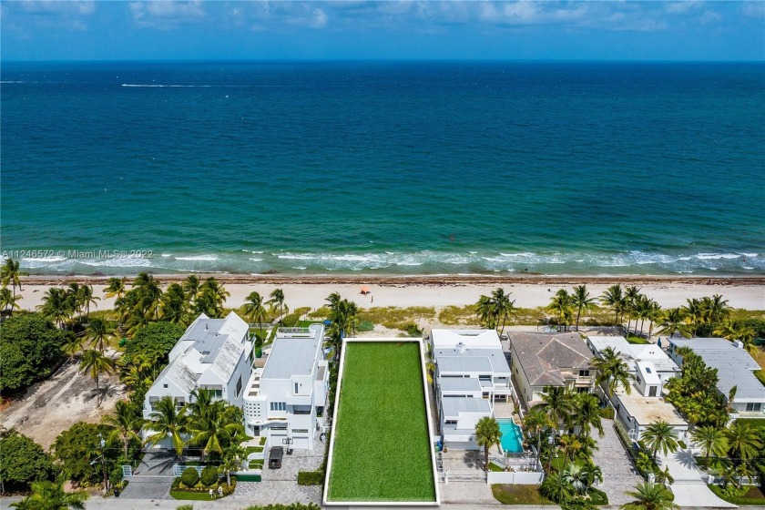 The opportunity you have been waiting for. This 50-foot premier - Beach Home for sale in Fort  Lauderdale, Florida on Beachhouse.com