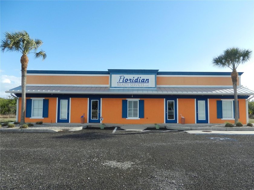 1,950 square foot office building on a 3 lot parcel. (240' x - Beach Commercial for sale in Port Charlotte, Florida on Beachhouse.com