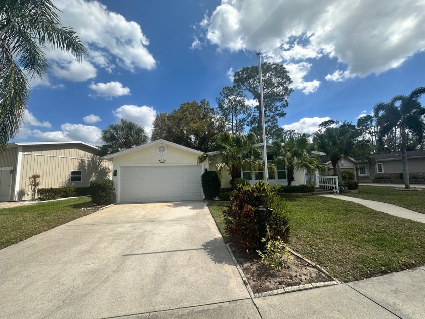 A well cared for 2 bedrooms, 2 bathrooms Palm Harbor home on the - Beach Home for sale in North Fort Myers, Florida on Beachhouse.com