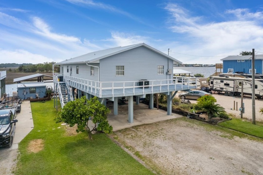 Calling all fisherman & sunset seekers to the beautiful Gulf - Beach Home for sale in Perry, Florida on Beachhouse.com